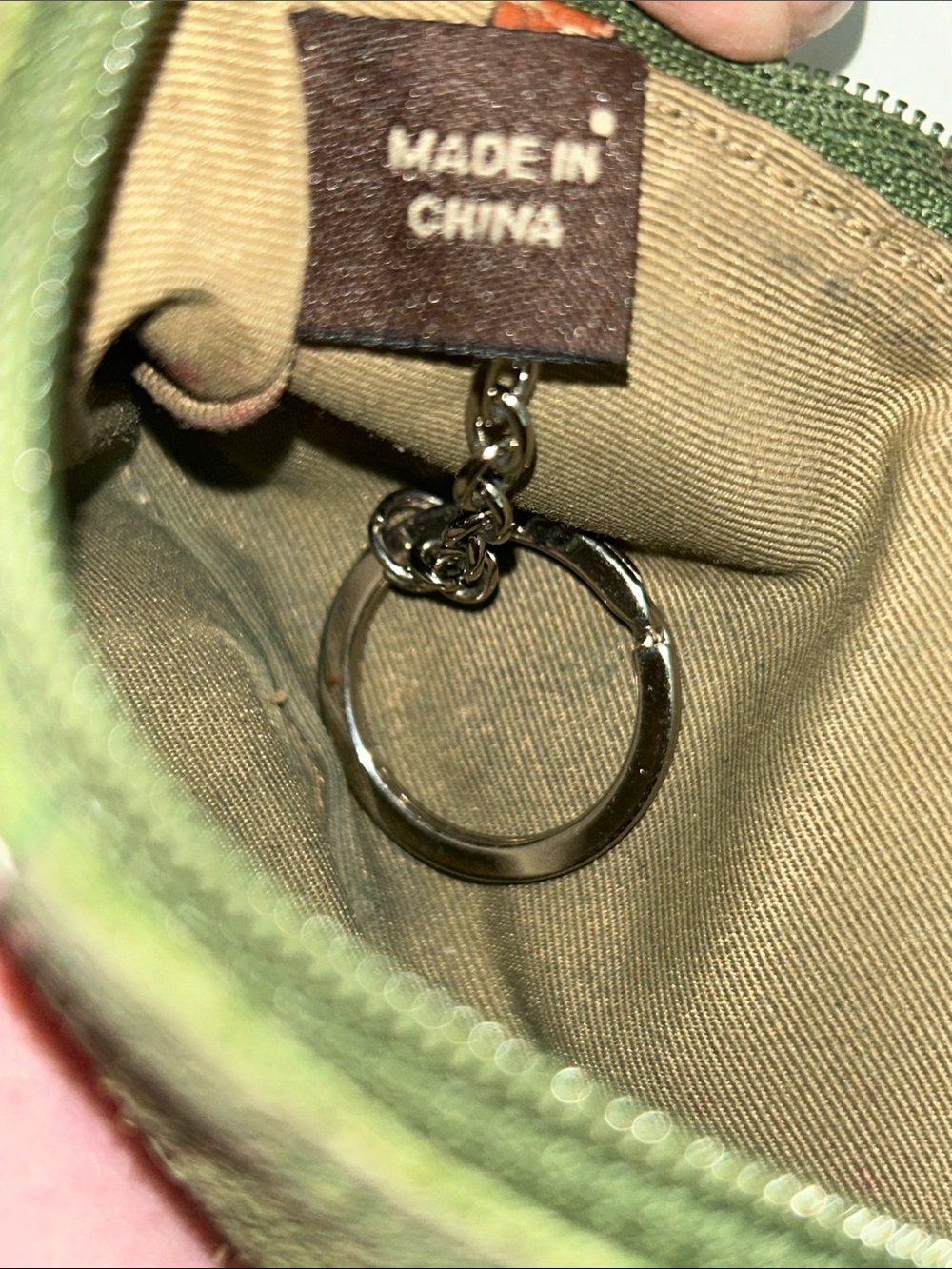 Vintage COACH green suede mini skinny coin purse w/ key ring - Picture 4 of 6